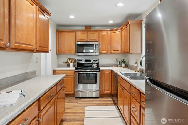 804 Lynnwood Avenue NE, Renton, WA 98056