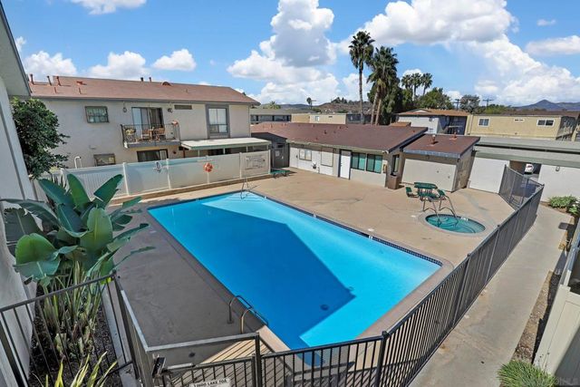 12650 Lakeshore Dr 113, Lakeside, CA 92040