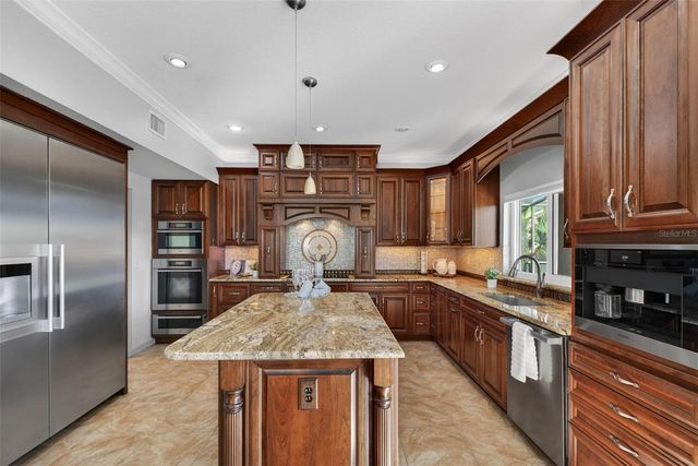 12404 MAIDSTONE COURT, Odessa, FL 33556