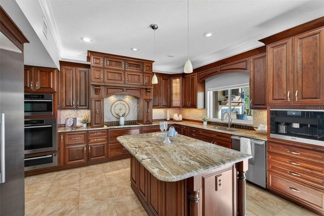 12404 MAIDSTONE COURT, Odessa, FL 33556