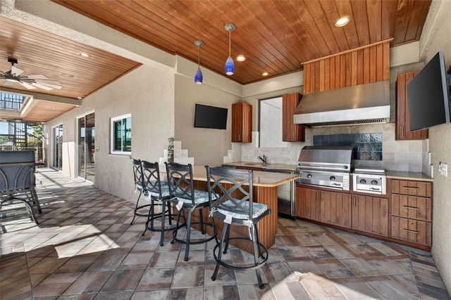 12404 MAIDSTONE COURT, Odessa, FL 33556