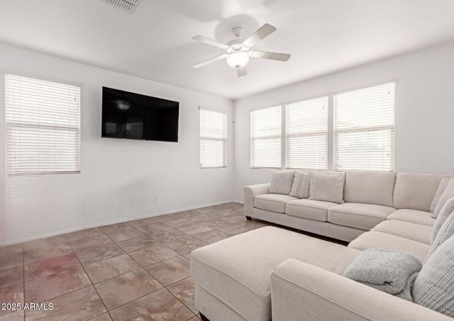 16789 W MORELAND Street, Goodyear, AZ 85338