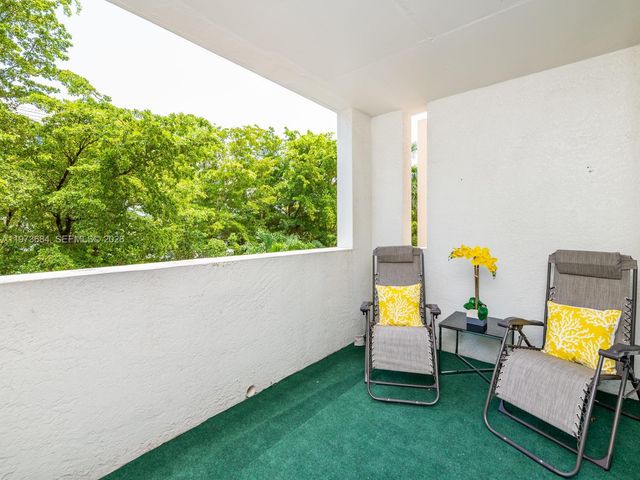 17145 N Bay Rd 4311, Sunny Isles Beach, FL 33160