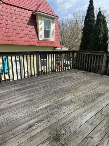 659 Crescent Street Ne, City Of Grand Rapids, MI 49503