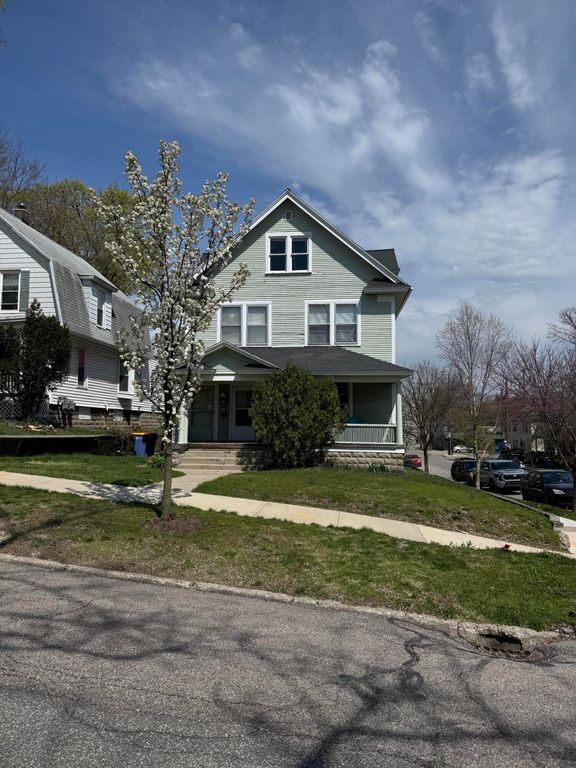 659 Crescent Street Ne, City Of Grand Rapids, MI 49503