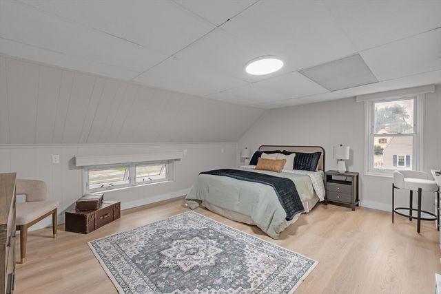 145 Main St, Oxford, MA 01540