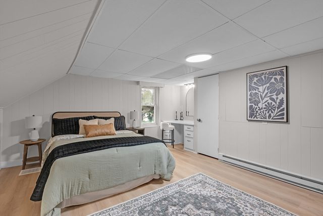 145 Main St, Oxford, MA 01540