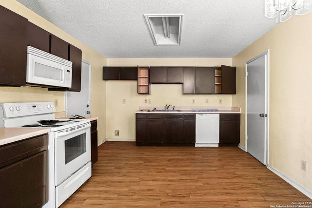 7262 Artisan Lane, San Antonio, TX 78250