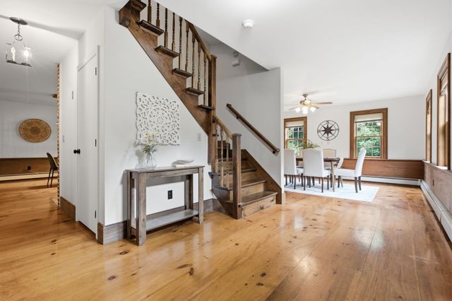 794 Ashburnham Hill Rd, Fitchburg, MA 01420
