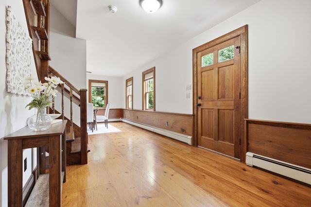 794 Ashburnham Hill Rd, Fitchburg, MA 01420