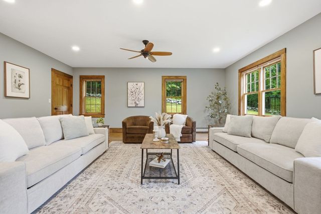 794 Ashburnham Hill Rd, Fitchburg, MA 01420