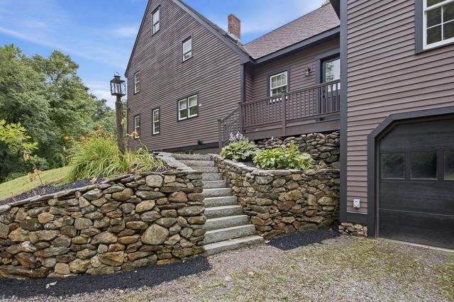 794 Ashburnham Hill Rd, Fitchburg, MA 01420