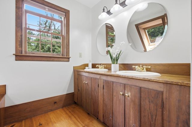 794 Ashburnham Hill Rd, Fitchburg, MA 01420