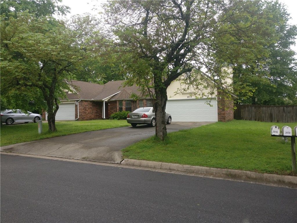 2050 E Farr Street, Fayetteville, AR 72703