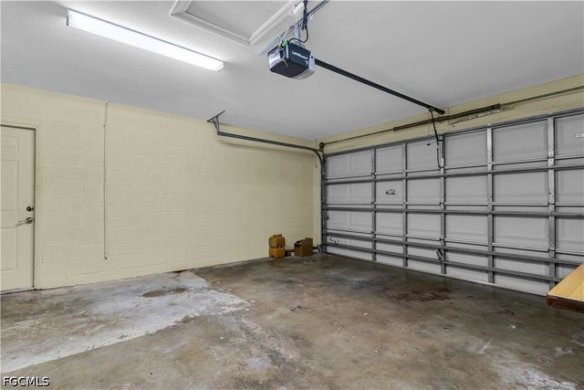 1385 Pine AVE, North Fort Myers, FL 33917