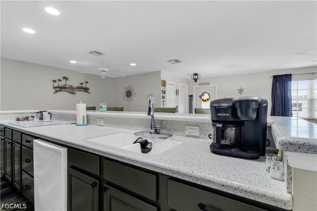 1385 Pine AVE, North Fort Myers, FL 33917