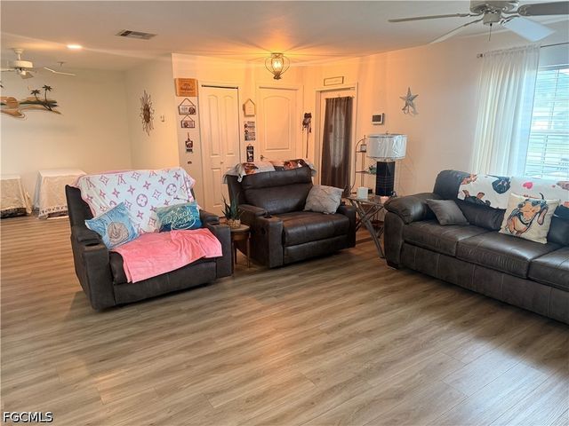 1385 Pine AVE, North Fort Myers, FL 33917