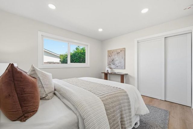 2177 Santa Cruz Avenue, Santa Clara, CA 95051