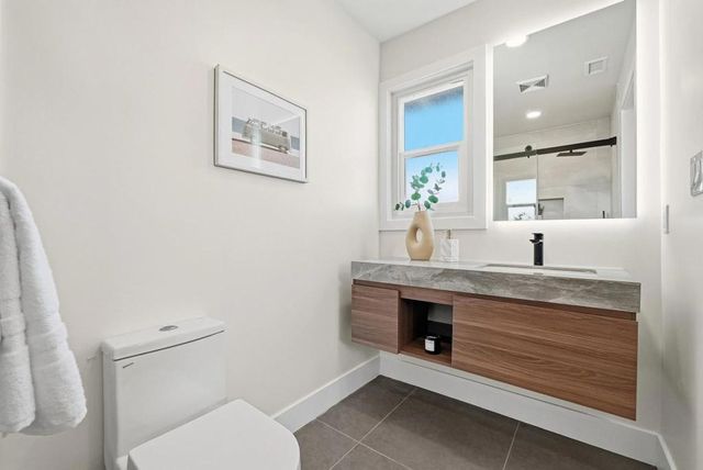 2177 Santa Cruz Avenue, Santa Clara, CA 95051