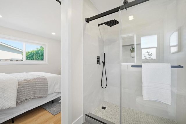 2177 Santa Cruz Avenue, Santa Clara, CA 95051