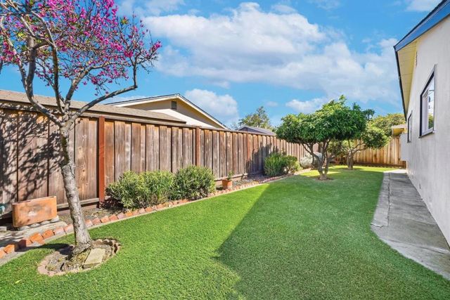 2177 Santa Cruz Avenue, Santa Clara, CA 95051