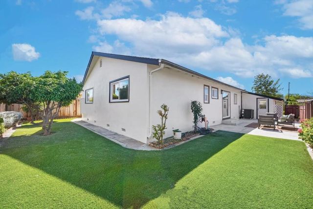 2177 Santa Cruz Avenue, Santa Clara, CA 95051