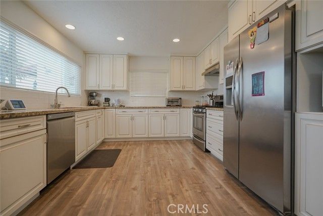 318 S Lucia Avenue, Redondo Beach, CA 90277