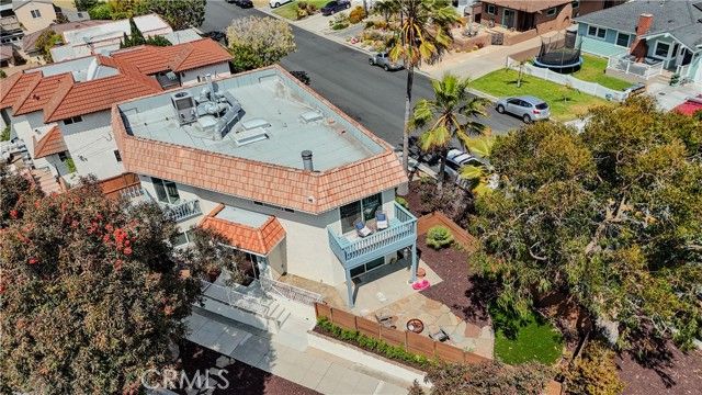318 S Lucia Avenue, Redondo Beach, CA 90277
