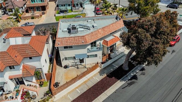 318 S Lucia Avenue, Redondo Beach, CA 90277