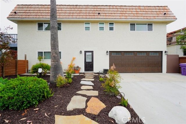 318 S Lucia Avenue, Redondo Beach, CA 90277