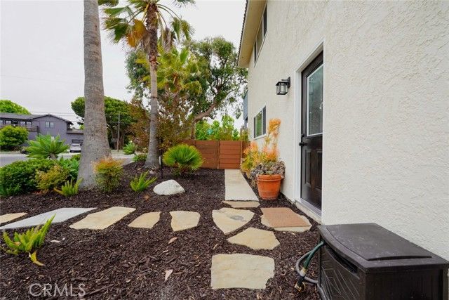 318 S Lucia Avenue, Redondo Beach, CA 90277
