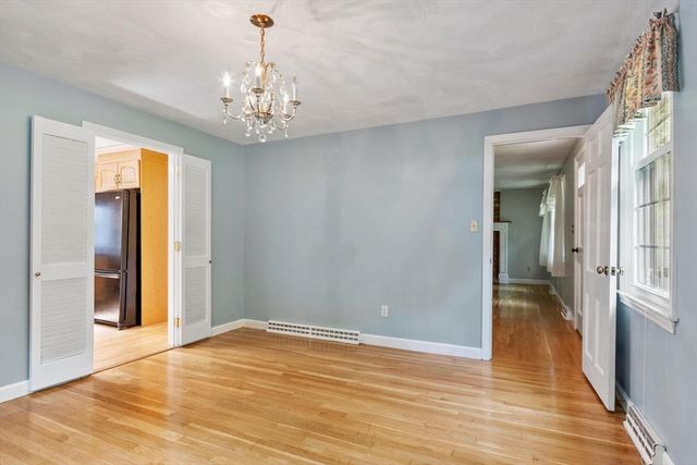 83 Providence Rd, Westford, MA 01886