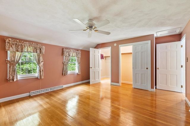 83 Providence Rd, Westford, MA 01886