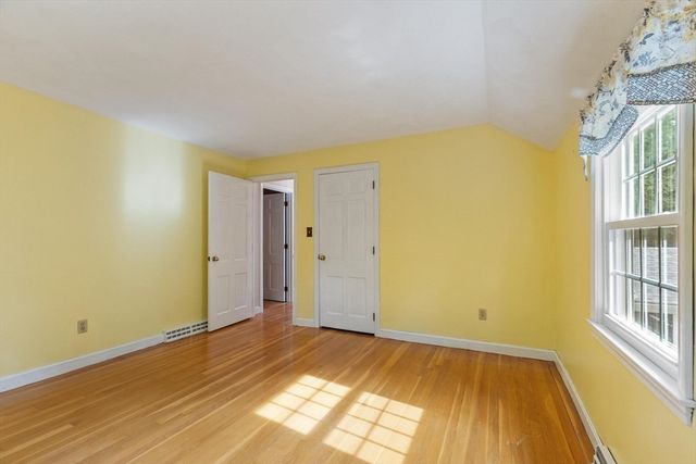 83 Providence Rd, Westford, MA 01886