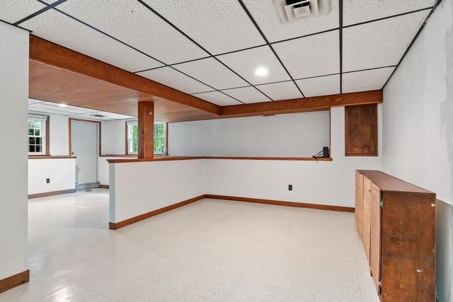 83 Providence Rd, Westford, MA 01886