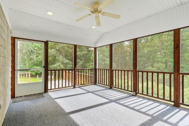 83 Providence Rd, Westford, MA 01886