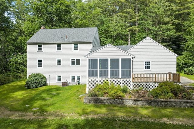83 Providence Rd, Westford, MA 01886