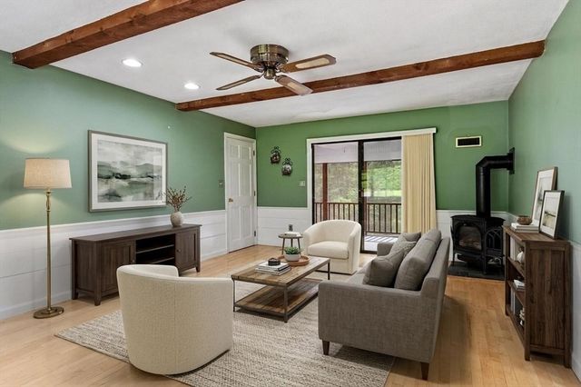 83 Providence Rd, Westford, MA 01886