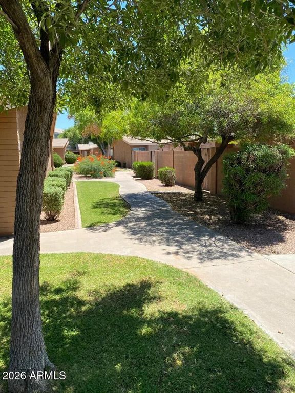 Image 14 of property listing at 1718 E Campbell Avenue Multi#, Phoenix, AZ 85016