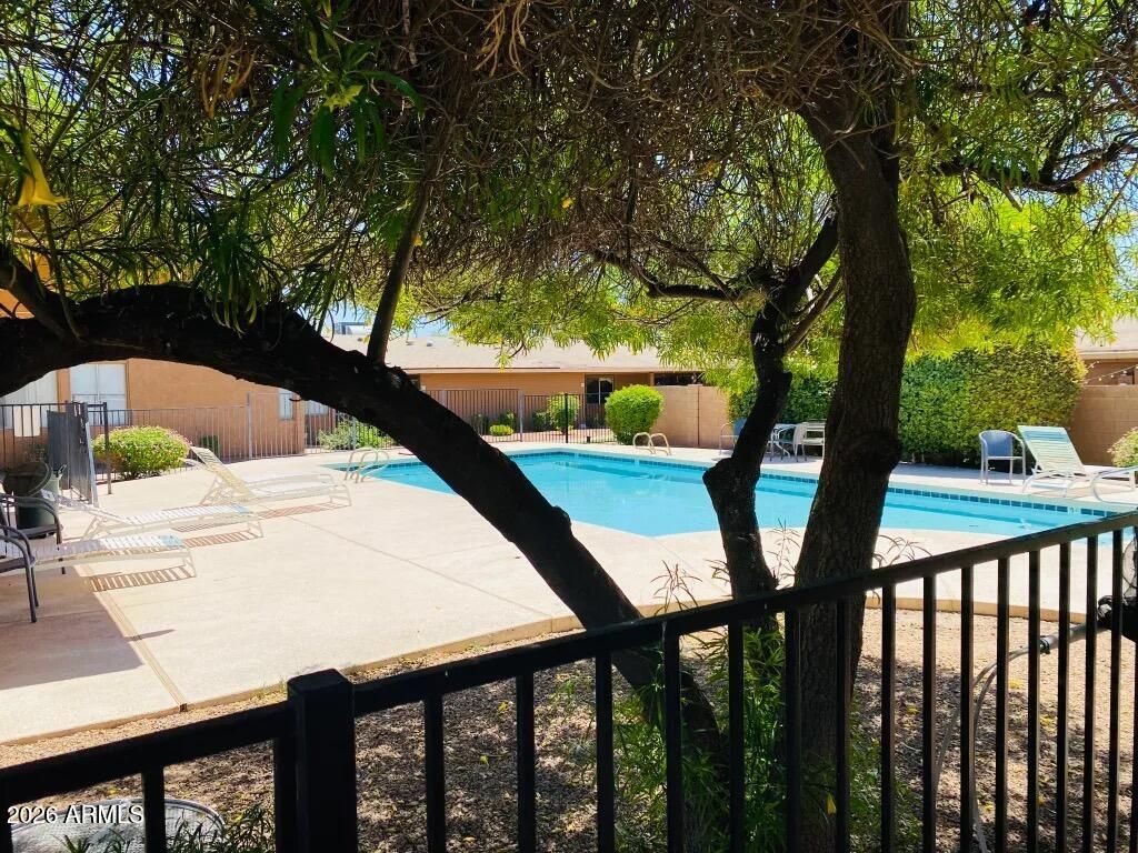 Image 15 of property listing at 1718 E Campbell Avenue Multi#, Phoenix, AZ 85016