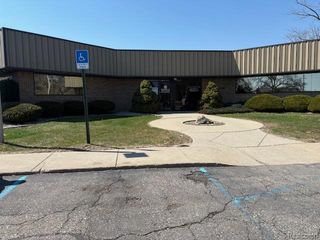 5040 Villa Linde Parkway, Flint, MI 48532