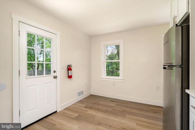 37 CENTRAL AVE, Ewing, NJ 08638