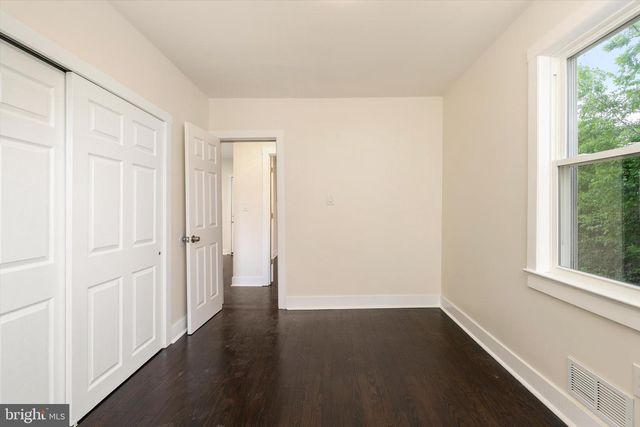 37 CENTRAL AVE, Ewing, NJ 08638