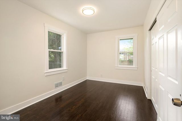 37 CENTRAL AVE, Ewing, NJ 08638