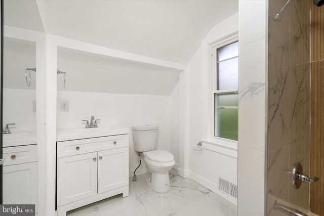 37 CENTRAL AVE, Ewing, NJ 08638