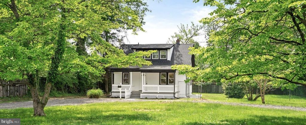 37 CENTRAL AVE, Ewing, NJ 08638