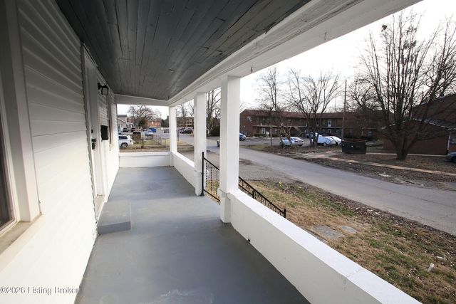 1903 Neville Dr, Louisville, KY 40216