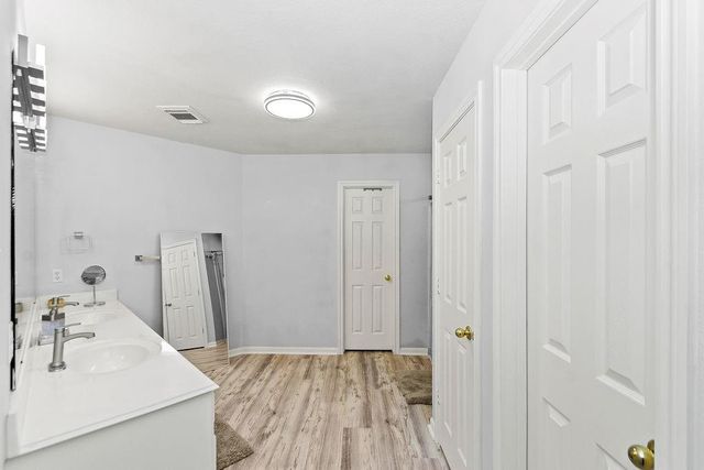 222 Doncaster Street, Conroe, TX 77303