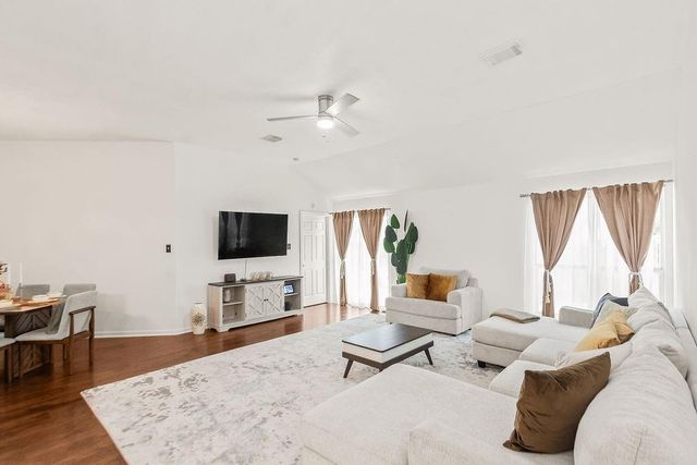 222 Doncaster Street, Conroe, TX 77303