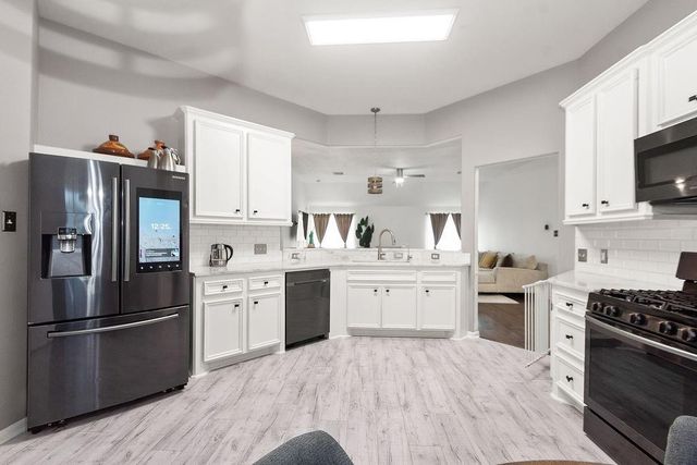 222 Doncaster Street, Conroe, TX 77303